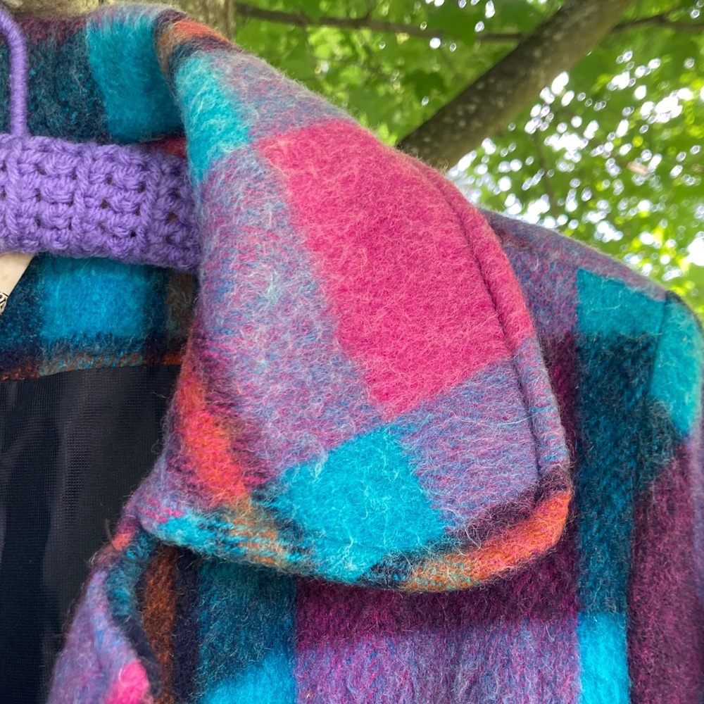 Vibrant Multi-Color Plaid Wool Coat - Picture 6 of 11